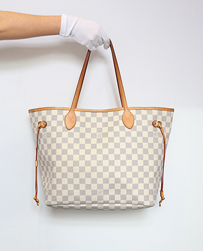 Neverfull MM, front view